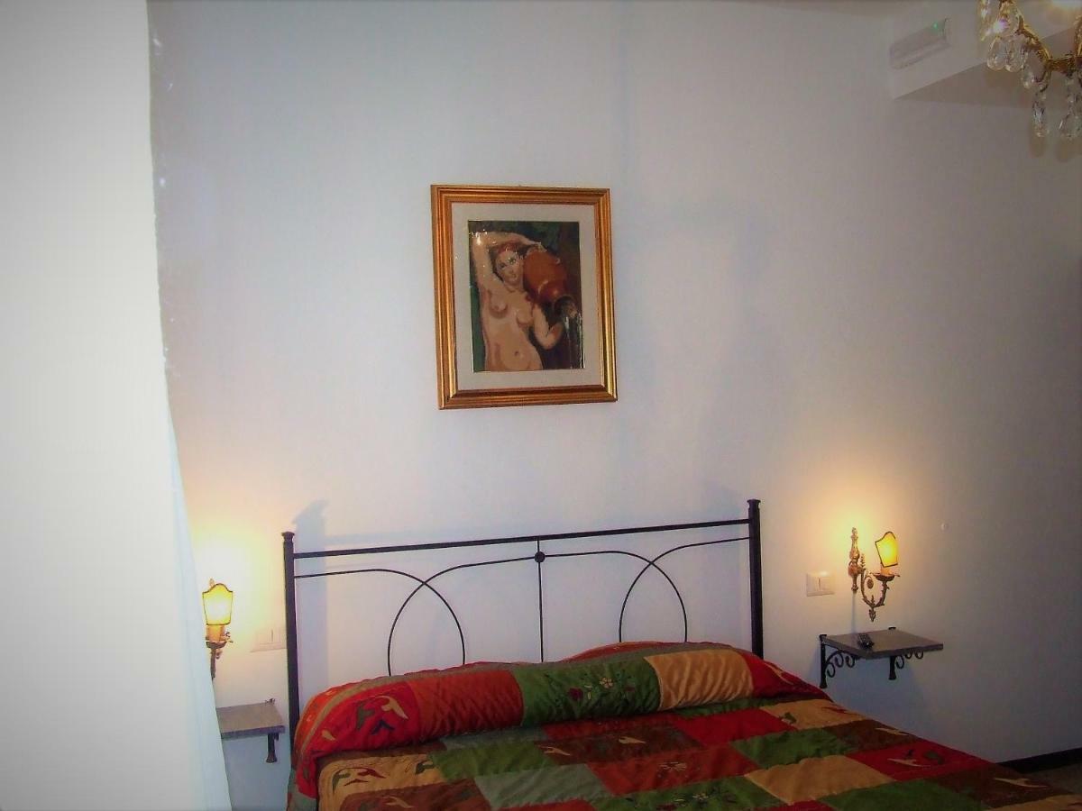 Casa Cipriani Bed & Breakfast Potenza Picena Exterior photo