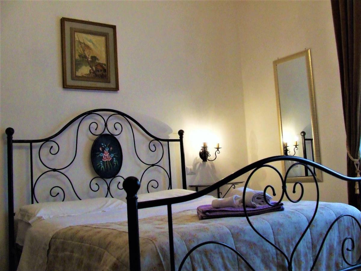 Casa Cipriani Bed & Breakfast Potenza Picena Exterior photo