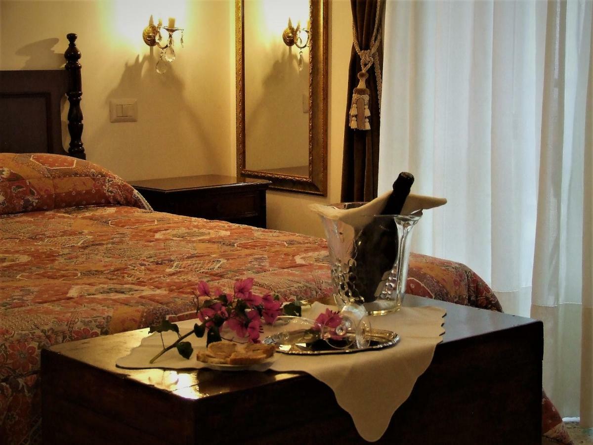 Casa Cipriani Bed & Breakfast Potenza Picena Exterior photo